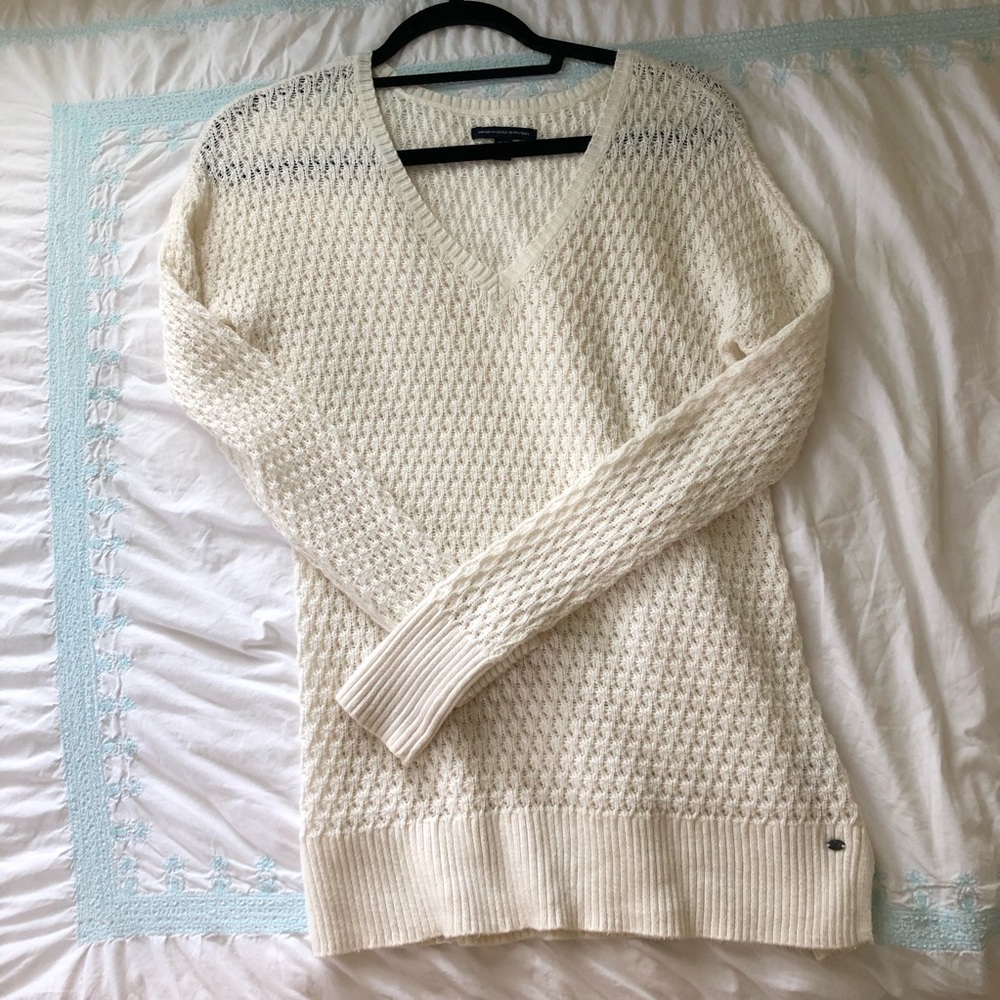 American Eagle Sweater